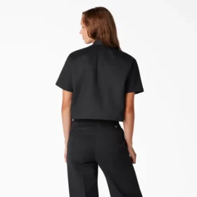 Chemise de travail courte pour femme