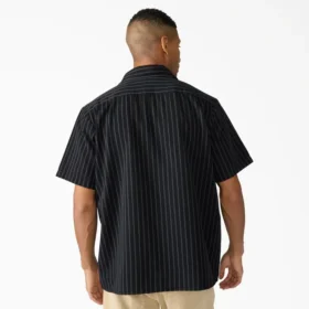 Chemise de travail rayée à l&rsquo;aspect usé