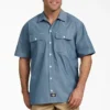Chemise en chambray à manches courtes et coupe décontractée Chemise en chambray à manches courtes et coupe décontractée