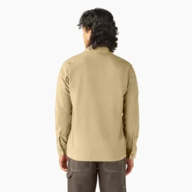 Chemise en velours côtelé à la coupe décontractée