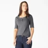 Chemise Henley à manches courtes pour femme en shorts