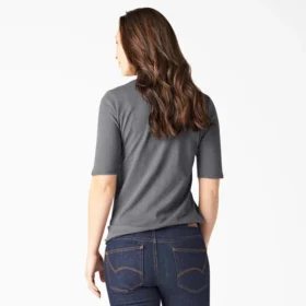 Chemise Henley à manches courtes pour femme en shorts