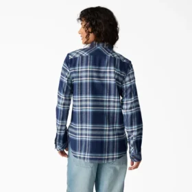 Chemise à manches longues en flanelle à carreaux pour femme