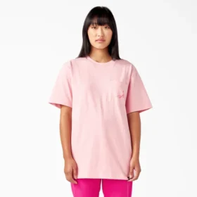 Chemise épaisse pour la sensibilisation au cancer du sein