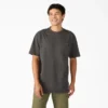 Chemise à poche épais et usée Chemise à poche épais et usée