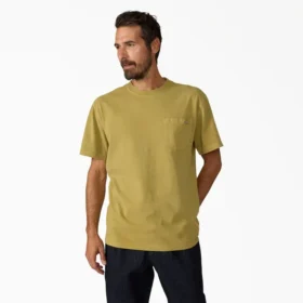 Chemise à poche épais et usée