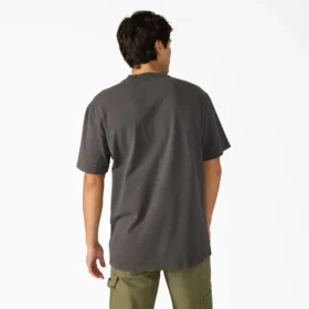 Chemise à poche épais et usée