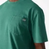 Chemise à poche épais et usée Chemise à poche épais et usée