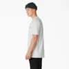 Chemise à poches rayées, coupe classique
