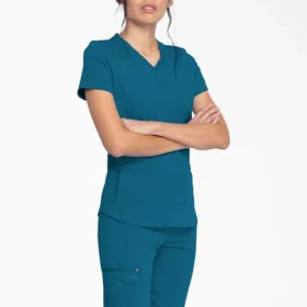 Haut médical à col en V Balance pour femme