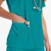 Haut médical à col en V Eds Essentials pour femme Haut médical à col en V Eds Essentials pour femme