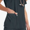 Haut médical à col en V Eds Essentials pour femme Haut médical à col en V Eds Essentials pour femme