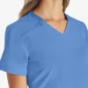 Haut médical à col en V Eds Essentials pour femme Haut médical à col en V Eds Essentials pour femme