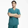 Haut médical à col en V Eds Essentials pour homme Haut médical à col en V Eds Essentials pour homme