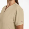 Haut médical à col en V Eds Nxt pour femme