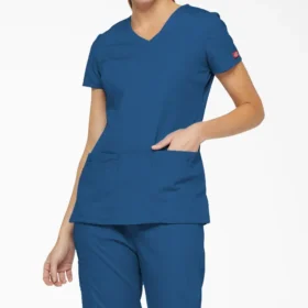 Haut médical à col en V Eds Signature pour femme