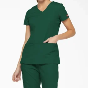 Haut médical à col en V Eds Signature pour femme