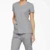 Haut médical à col en V Eds Signature pour femme Haut médical à col en V Eds Signature pour femme
