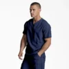 Haut médical unisexe à col en V Eds Essentials