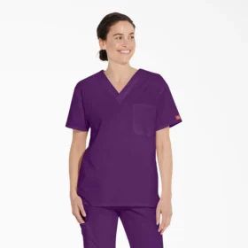 Haut médical unisexe à col en V Eds Signature
