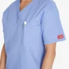 Haut médical unisexe à col en V Eds Signature