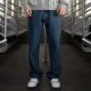 Jeans à coupe décontractée Jake Hayes