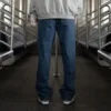Jeans à coupe décontractée Jake Hayes
