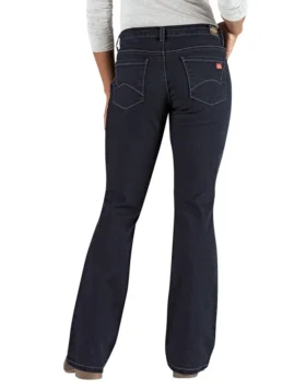 Jeans en denim à coupe bootcut pour femmes aux formes généreuses