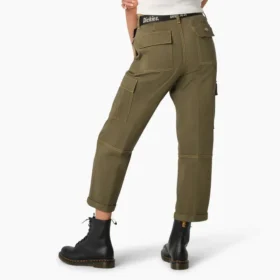 Pantalon cargo court à coupe décontractée et coutures contrastées pour femme