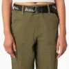Pantalon cargo court à coupe décontractée et coutures contrastées pour femme