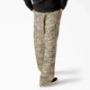 Pantalon cargo Dickies Skateboarding à coupe ample et imprimé camouflage Pantalon cargo Dickies Skateboarding à coupe ample et imprimé camouflage