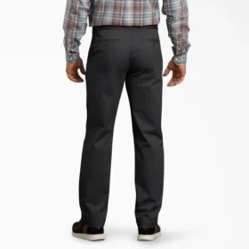Pantalon chino délavé à taille active et coupe fuselée régulière de la série X de Dickies Pantalon chino délavé à taille active et coupe fuselée régulière de la série X de Dickies