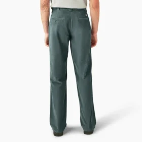 Pantalon en velours côtelé coupe classique