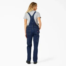 Salopette en denim à double poitrine pour femme, coupe droite Salopette en denim à double poitrine pour femme, coupe droite