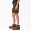Short cargo slim fit rafraîchissant pour femme, 25 cm Short cargo slim fit rafraîchissant pour femme, 25 cm