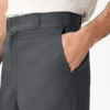 Short de travail ample à devant plat, 33 cm