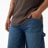 Shorts en denim de charpentier délavé et ample, 33 cm