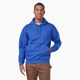 Sweat à capuche hydrofuge avec logo sur la manche